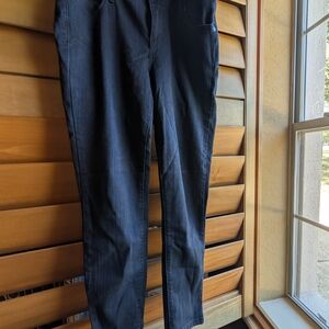 1822 Denim Women's Dark Blue Skinny Jeans